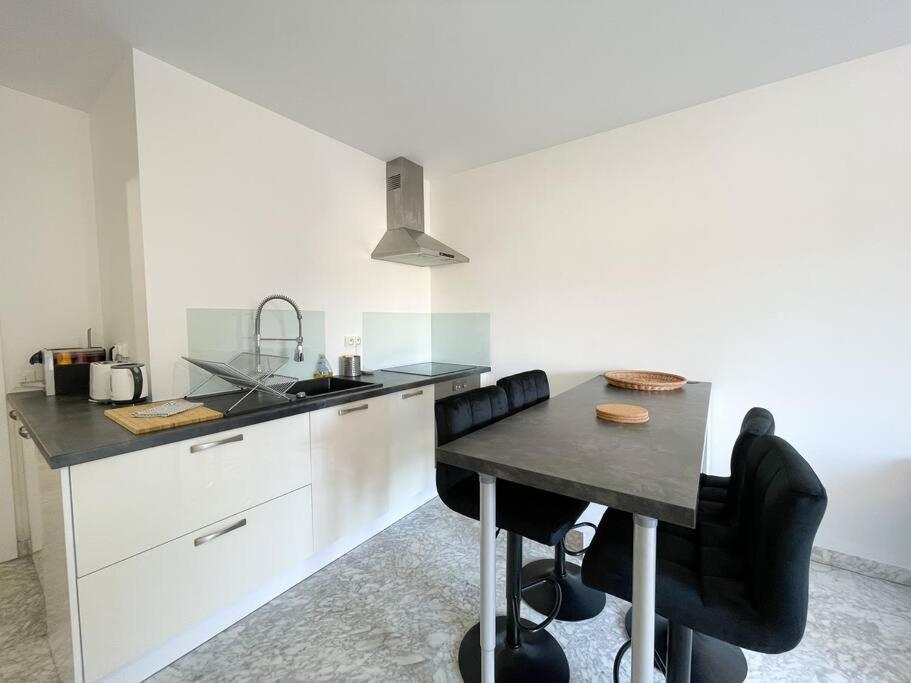 Cosy Deux Pieces Apartman Menton Kültér fotó